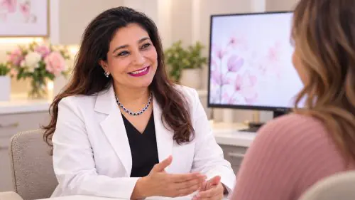 Dr. Smriti Rana consulting with a patient at Blessings OB/GYN in Peoria, Arizona